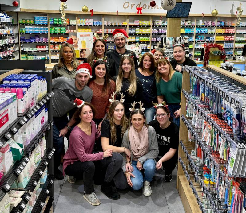 L'équipe est ravie de vous accueillir au sein de la Pharmacie du Village aux Pennes Mirabeau